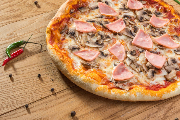 Pizza and pizza slice - Foto, Imagen