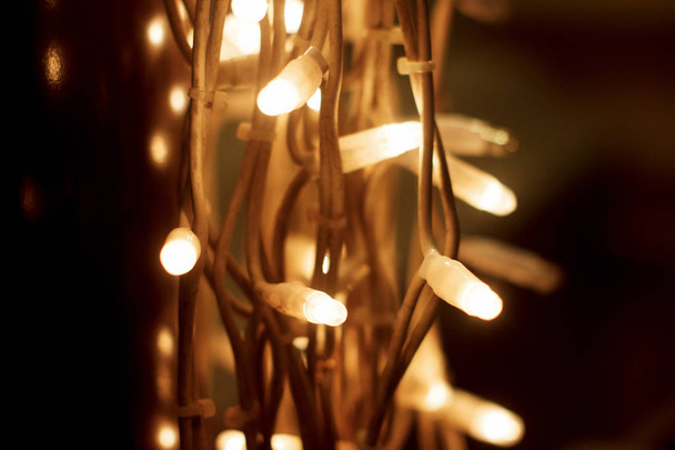 Χριστουγεννιάτικα φωτάκια γιρλάντα  - Φωτογραφία, εικόνα