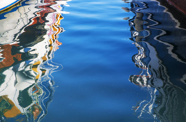 Multi-colored reflection - Valokuva, kuva