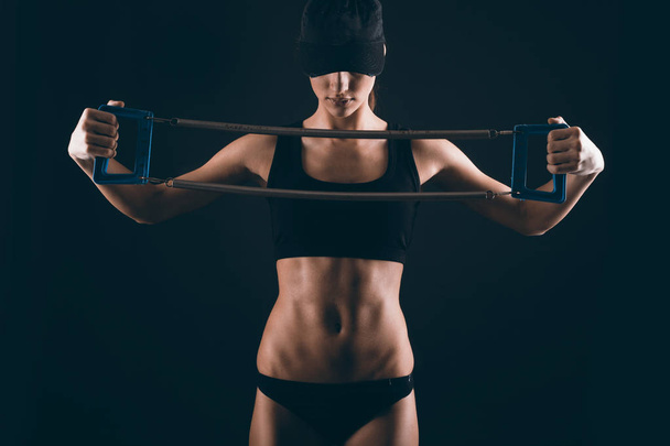 Muscular  strong   fit woman exercising - Fotoğraf, Görsel