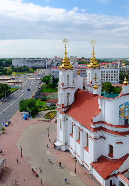 Top view of Lenin Street and Holy Resurrection Church, Vitebsk - Fotografie, Obrázek