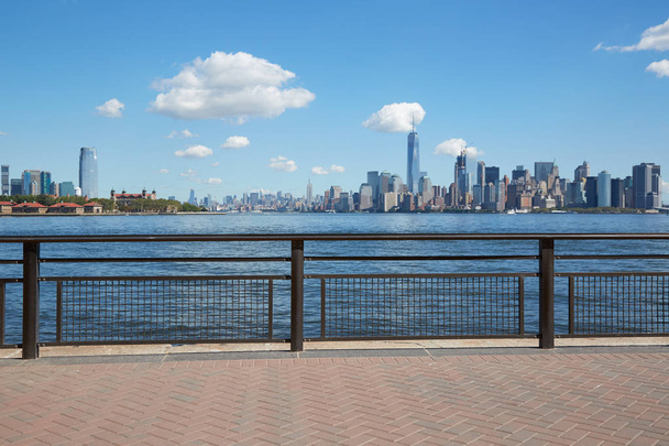 New York city skyline view from empty dock terrace in summer - Фото, изображение