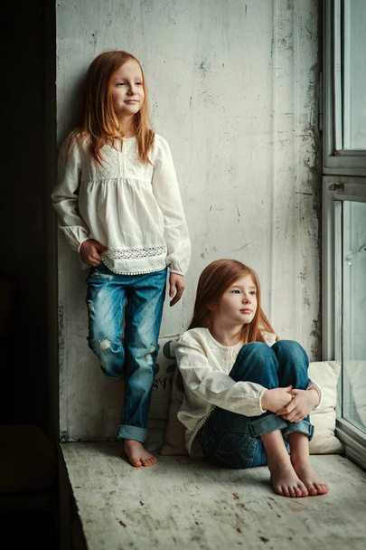 redhead sisters in loft interior - Valokuva, kuva
