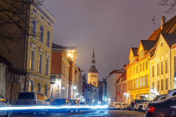 night view of the street, Tallinn Estonia - Φωτογραφία, εικόνα