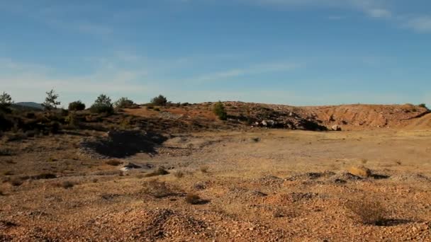 Uma pedreira abandonada em Espanha
 - Filmagem, Vídeo
