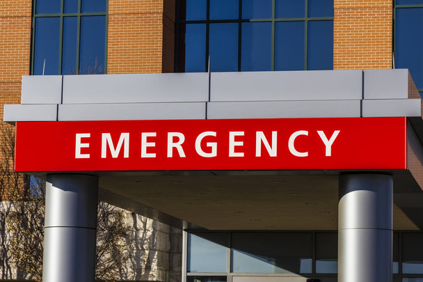 Señal roja de entrada de emergencia para un hospital local XIV
 - Foto, Imagen