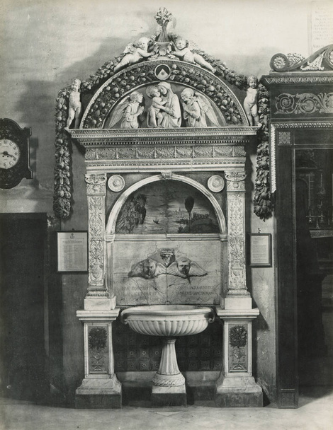 Vintage fotó 1880-1930 Giovanni della Robbia, mosdó, 1498. Florence Olaszország, Santa Maria Novella, sekrestye  - Fotó, kép