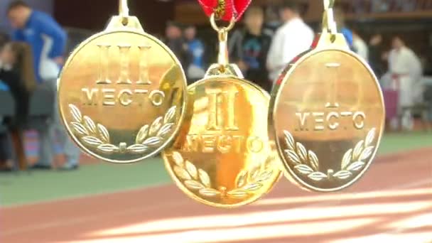Drie sport medailles. - Video