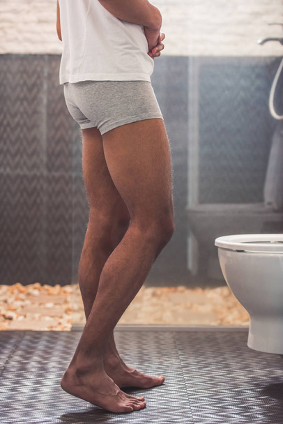 Afro American man in toilet - Fotografie, Obrázek