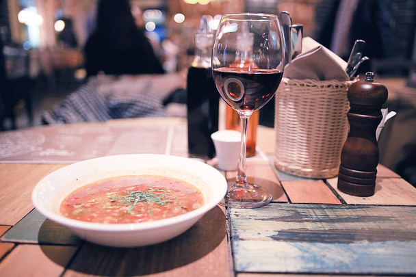 tableware and food in restaurant - Fotografie, Obrázek