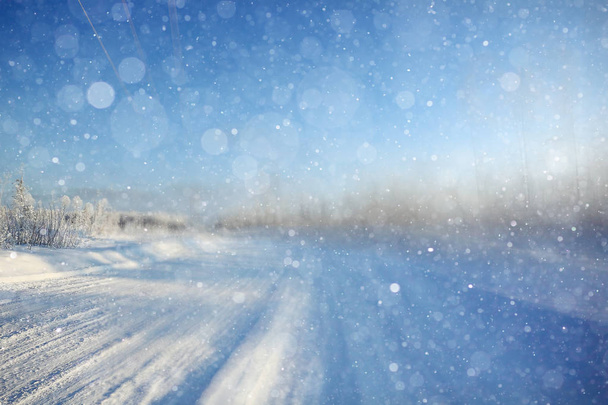 Зимний пейзаж со снежинками
 - Фото, изображение