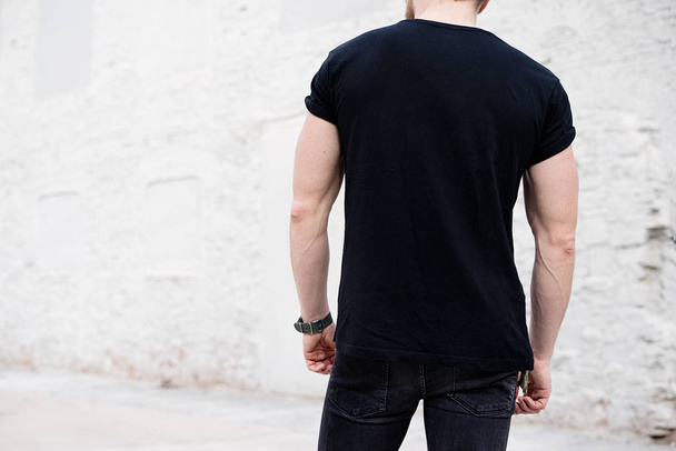 Man wearing tshirt and jeans - 写真・画像