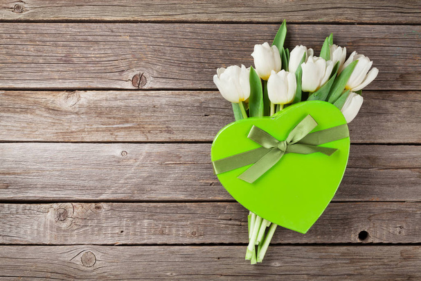 Bouquet de tulipes blanches  - Photo, image