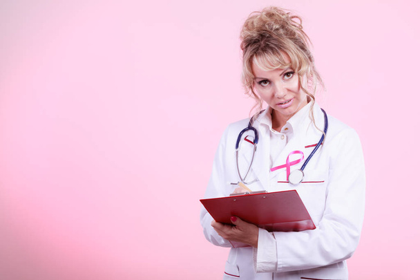 Woman doctor diagnose patient - Фото, изображение