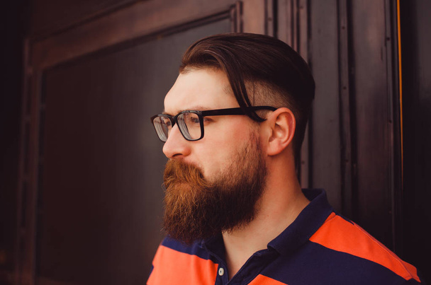Bearded man in eyeglasses - Valokuva, kuva
