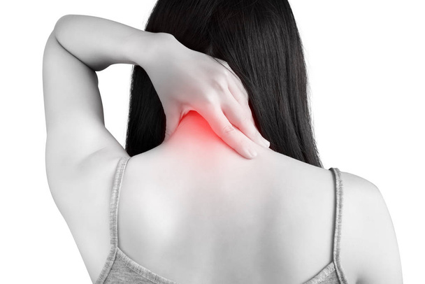 akute Schmerzen und Halsschmerzen Symptom bei einer Frau isoliert auf weißem Hintergrund. Clipping Pfad auf weißem Hintergrund. - Foto, Bild