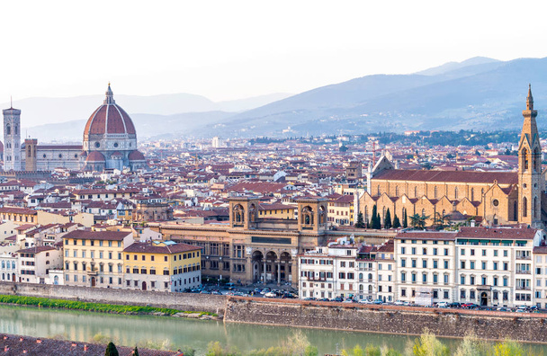 Panoramatický pohled na Florencii - Toskánsko, Itálie - Fotografie, Obrázek