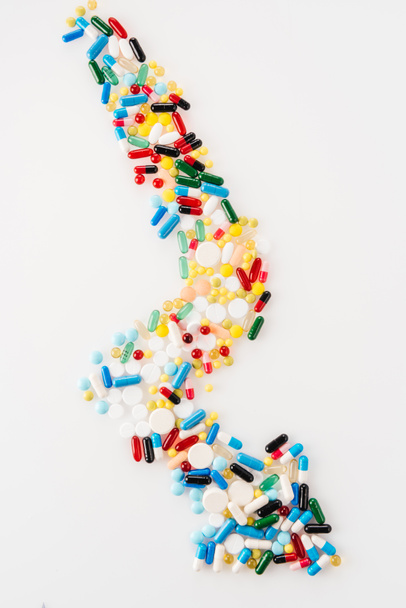 arrow made of medical pills - Foto, Imagem
