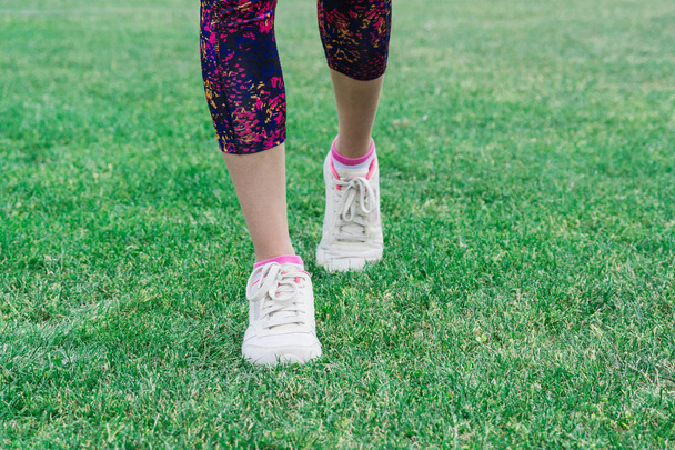 young woman running - Фото, изображение
