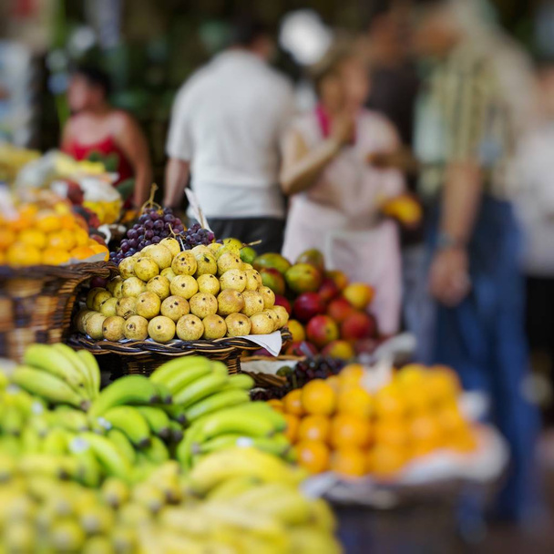 Fresh exotic fruits in Mercado Dos Lavradores in Madeira - Fotoğraf, Görsel