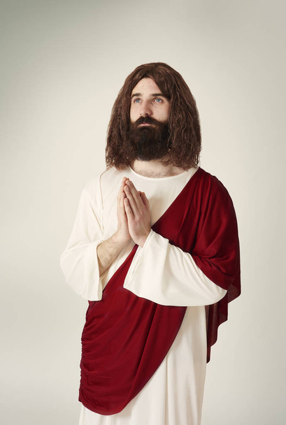 Jeesus Kristus rukoilee
  - Valokuva, kuva