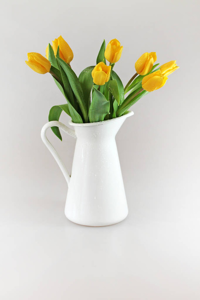Strauß gelber Tulpen  - Foto, Bild