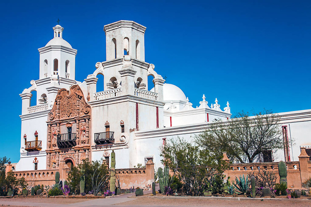 Misión San Xavier del Bac Tucson
 - Foto, Imagen