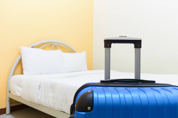Bed Luggage Hotel - Fotoğraf, Görsel