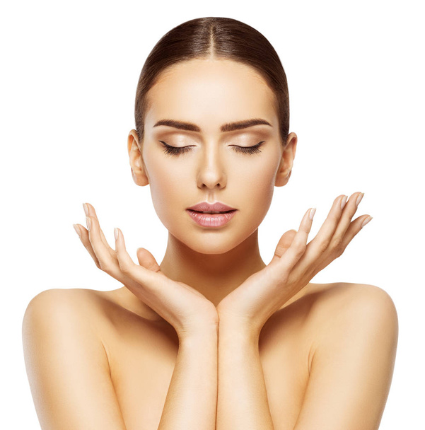 Woman Face Hands Beauty, Skin Care Makeup Eyes Closed, Beautiful Natural Make Up - Foto, afbeelding