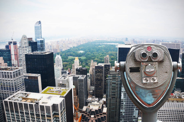 Пейзажний вид Манхеттена точці телескоп з околиці Брукліна, Нью-Йорк - Фото, зображення