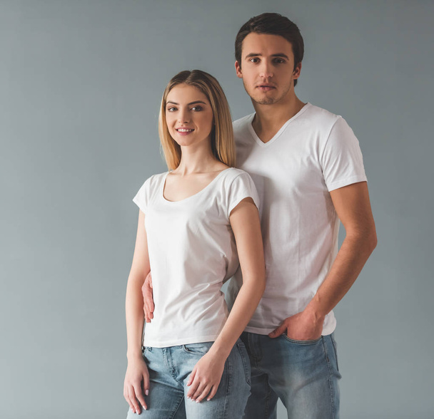 Beautiful young couple - Foto, afbeelding