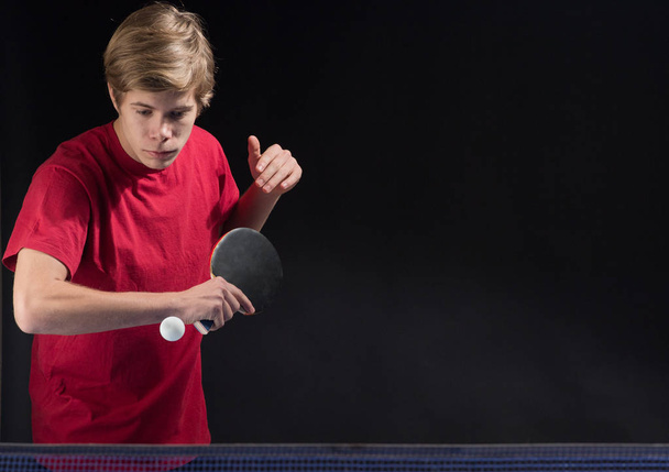 若い男のテニス選手  - 写真・画像