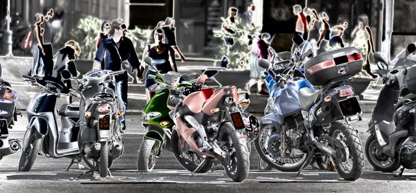 Парковка мотоциклов в Барселоне
 - Фото, изображение