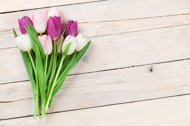 Ramo de tulipanes coloridos
 - Foto, Imagen