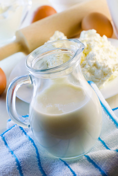 leite e produtos lácteos
 - Foto, Imagem