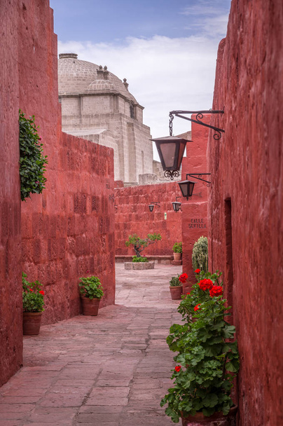 Santa Catalina monastery in Arequipa, Peru - Photo, Image