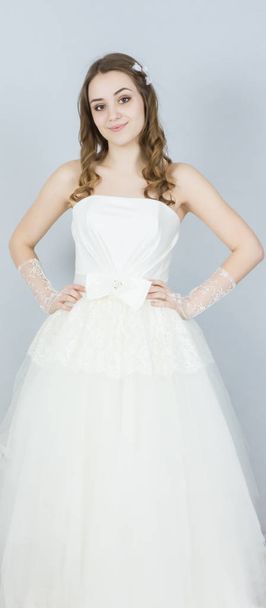 bride on white background. dress - Foto, afbeelding
