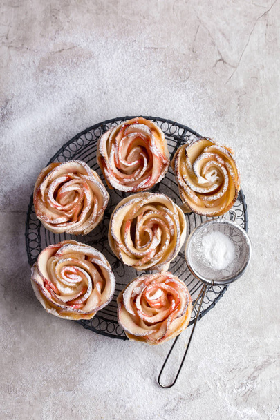 delicious apple rose cakes - Φωτογραφία, εικόνα