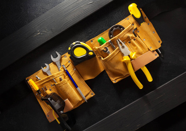 Tools and instruments in belt - Zdjęcie, obraz