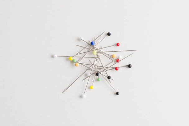Straight Pins with Heads of Various Colors - Foto, imagen
