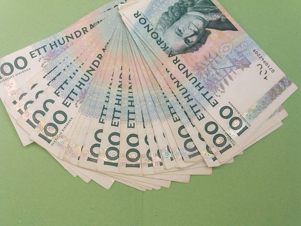 100 банкнот шведской кроны (SEK), валюта Швеции (SE)
) - Фото, изображение