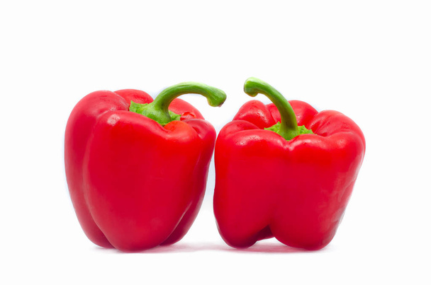 Červená paprika izolované na bílém pozadí - Fotografie, Obrázek