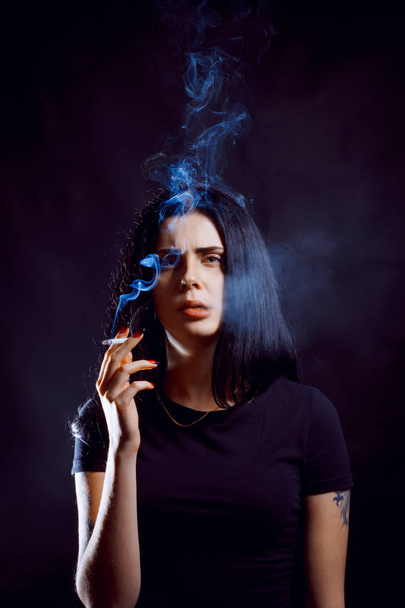 Smoke and depression - Φωτογραφία, εικόνα