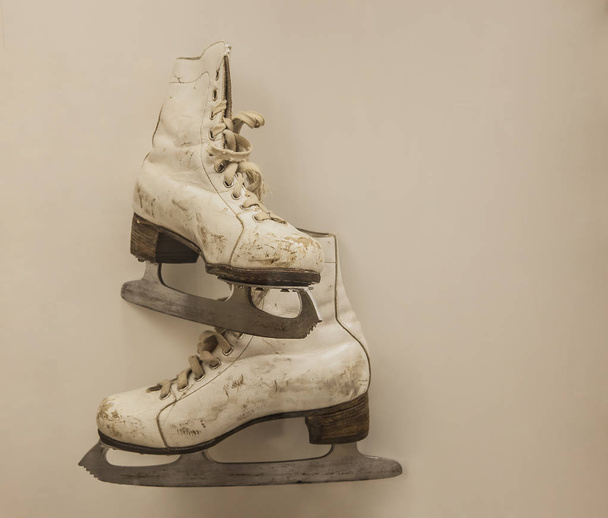 used ice skates  - Φωτογραφία, εικόνα