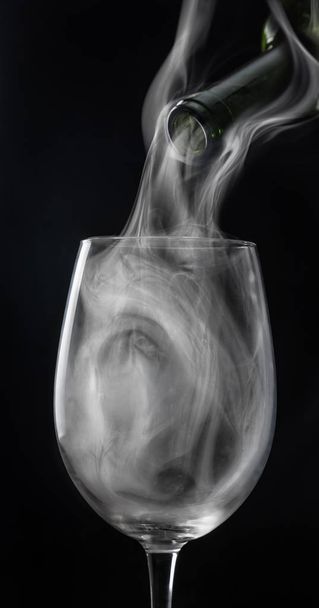 Smoke in a glass - Photo, image