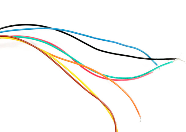 Câbles et fils électriques colorés
 - Photo, image