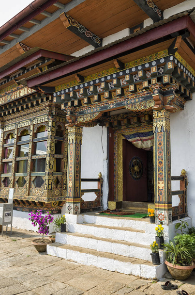 Chimi Lhakang Manastırı, Punakha, Butan. Chimi Lhakhang (ayrıca Chime Lhakhang veya Manastır veya Tapınak olarak da bilinir), Bhutan 'ın Punakha bölgesinde bulunan bir Budist manastırı.. - Fotoğraf, Görsel