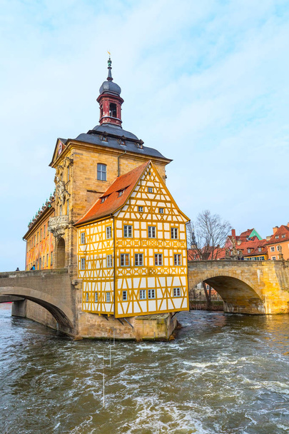 Ponte Obere e Altes Rathaus em Bamberg, Alemanha
 - Foto, Imagem