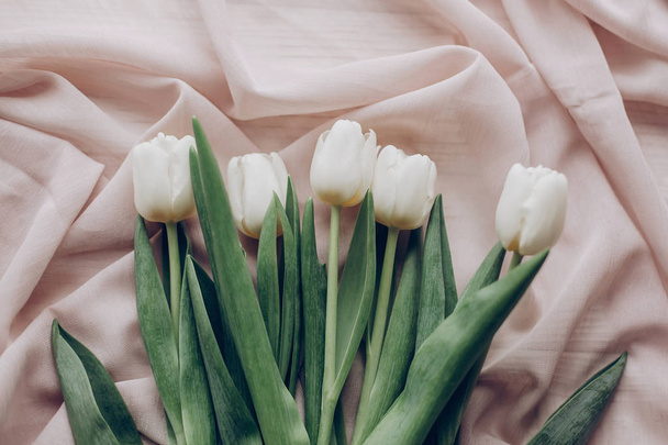 Buquê de tulipas brancas - Foto, Imagem
