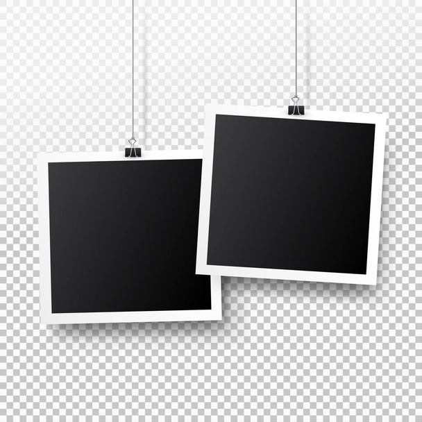 Blank photo frame set hanging on a clip. Retro vintage style. Black empty place for your text or photo. Realistic detailed photo icon design template. Vector illustration. Isolated on transparent background. - Vector, Imagen